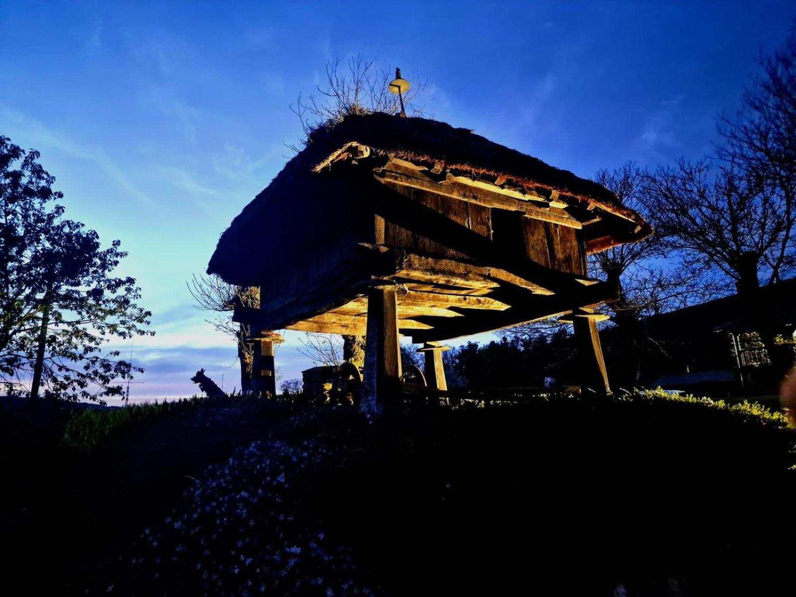 Casa Bouza * Becerrea